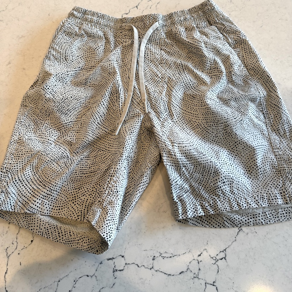 Lululemon Bowline Short - 8” Small - Spirited Silverstone True Navy